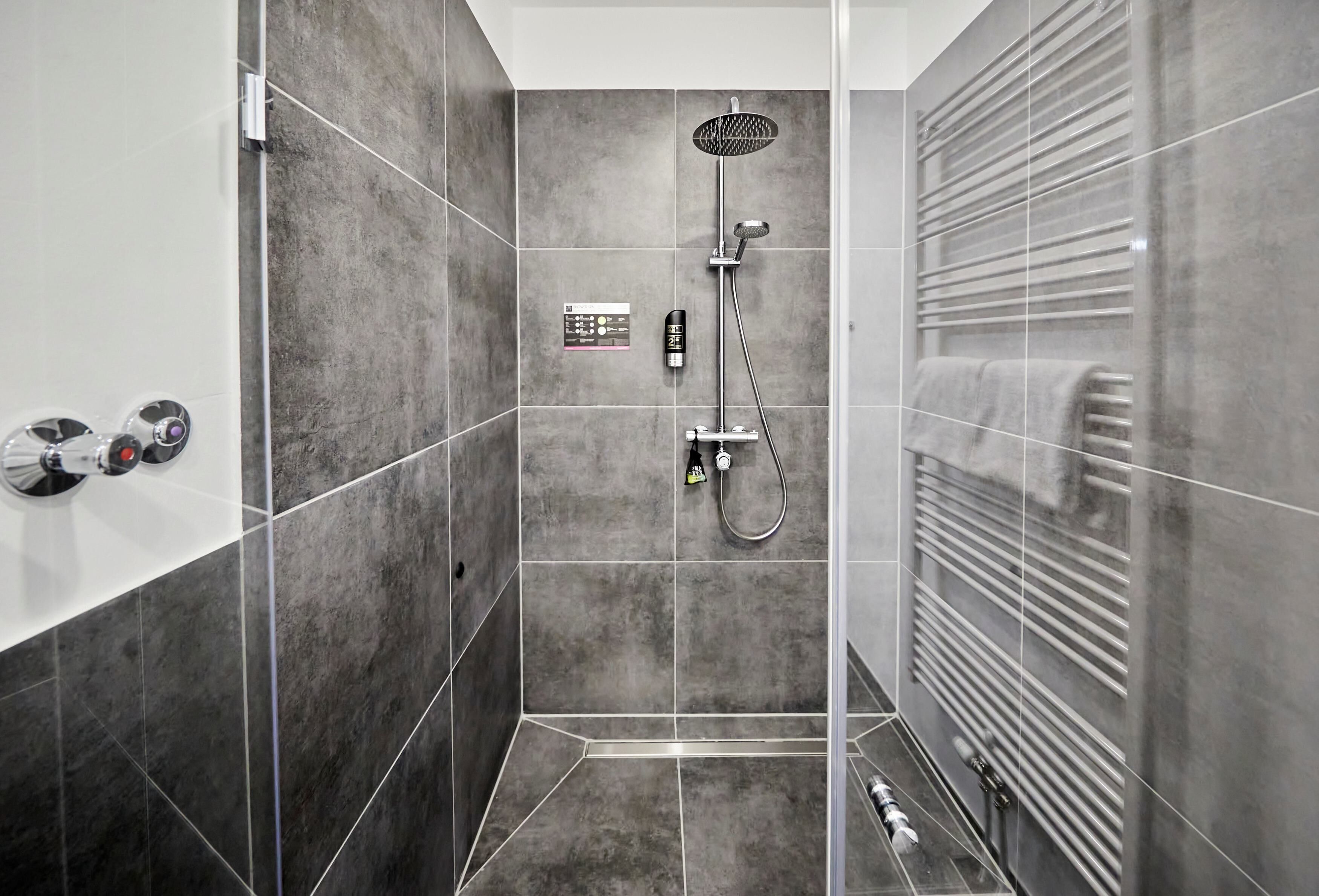 Foto - SMARTY Cologne Dom Hotel - Boardinghouse - KONTAKTLOSER SELF CHECK-IN