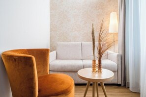 Business Triple Room, 1 Bedroom - Flandrischer Hof (Cologne)