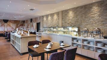 Dagelijks ontbijtbuffet (EUR 15 per persoon)