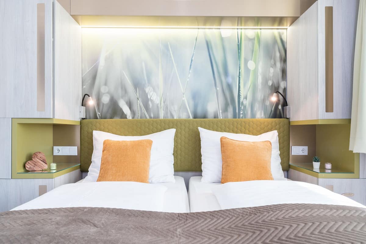 Matelas Select Comfort, minibar, coffres-forts dans les chambres, bureau