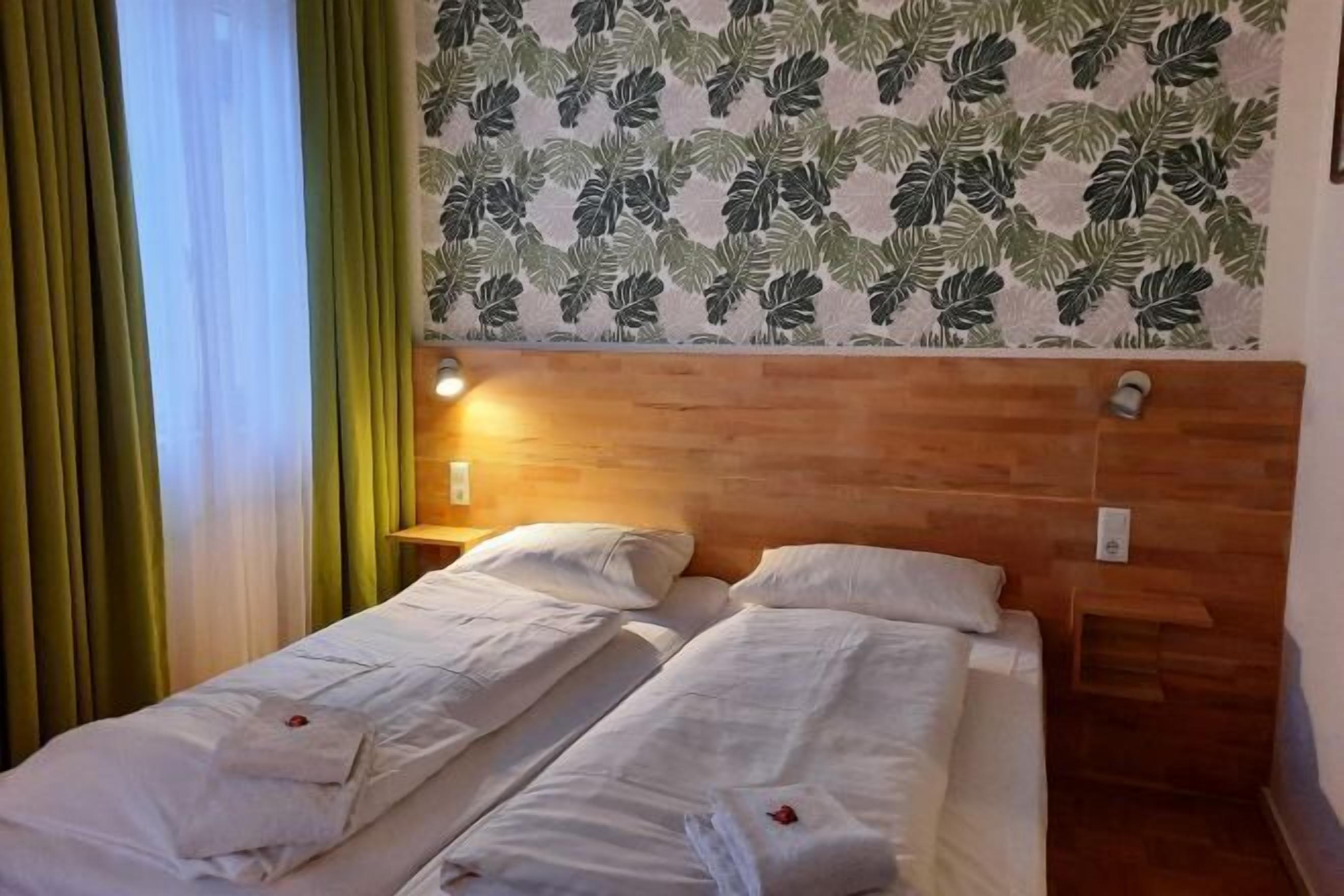 1 dormitori, escriptori, cortines opaques i wifi gratuïta 