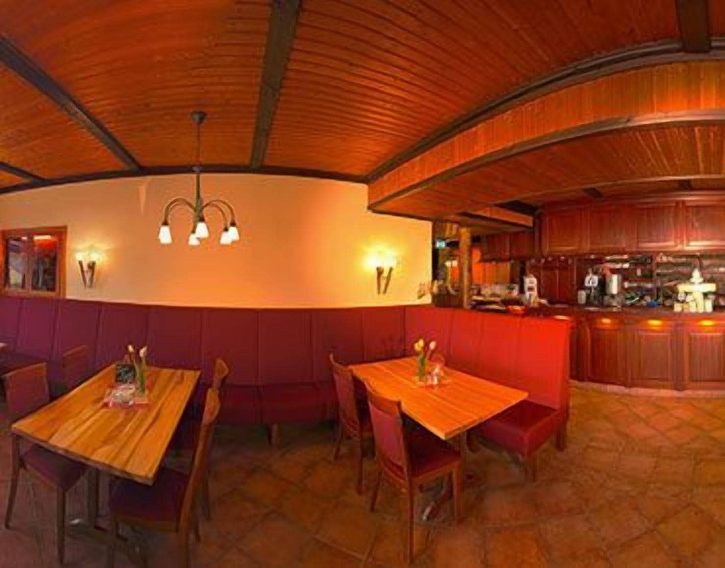 breakfast, lunch, dinner served; regional cuisine