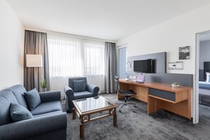 Allergikerbettwaren, Zimmersafe, Schreibtisch, schallisolierte Zimmer