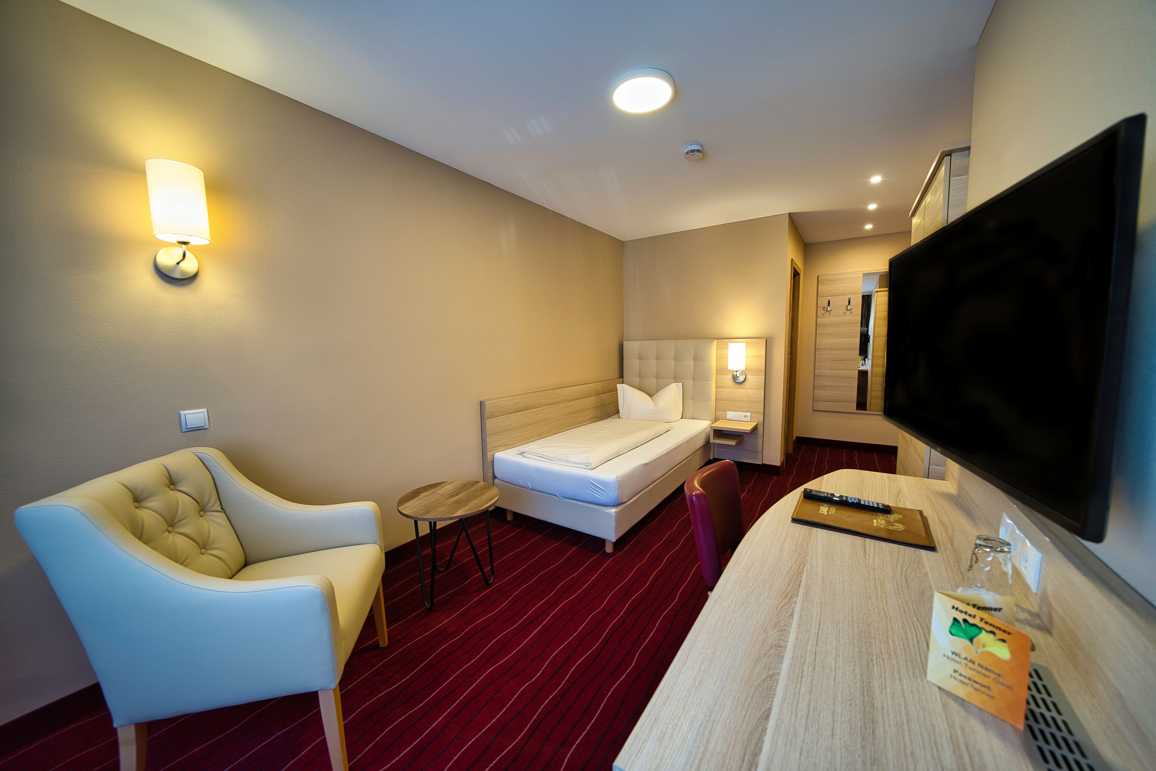 single room | premium bedding, minibar, in-room safe, individually decorated