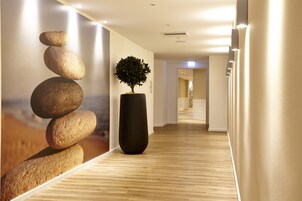 双人护理室、桑拿、湿蒸房、身体护理、热石按摩、深层组织按摩