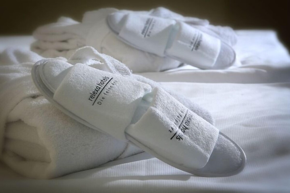 Bathroom amenities | Shower, free toiletries, hair dryer, towels