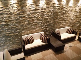 Indoor pool, sun loungers