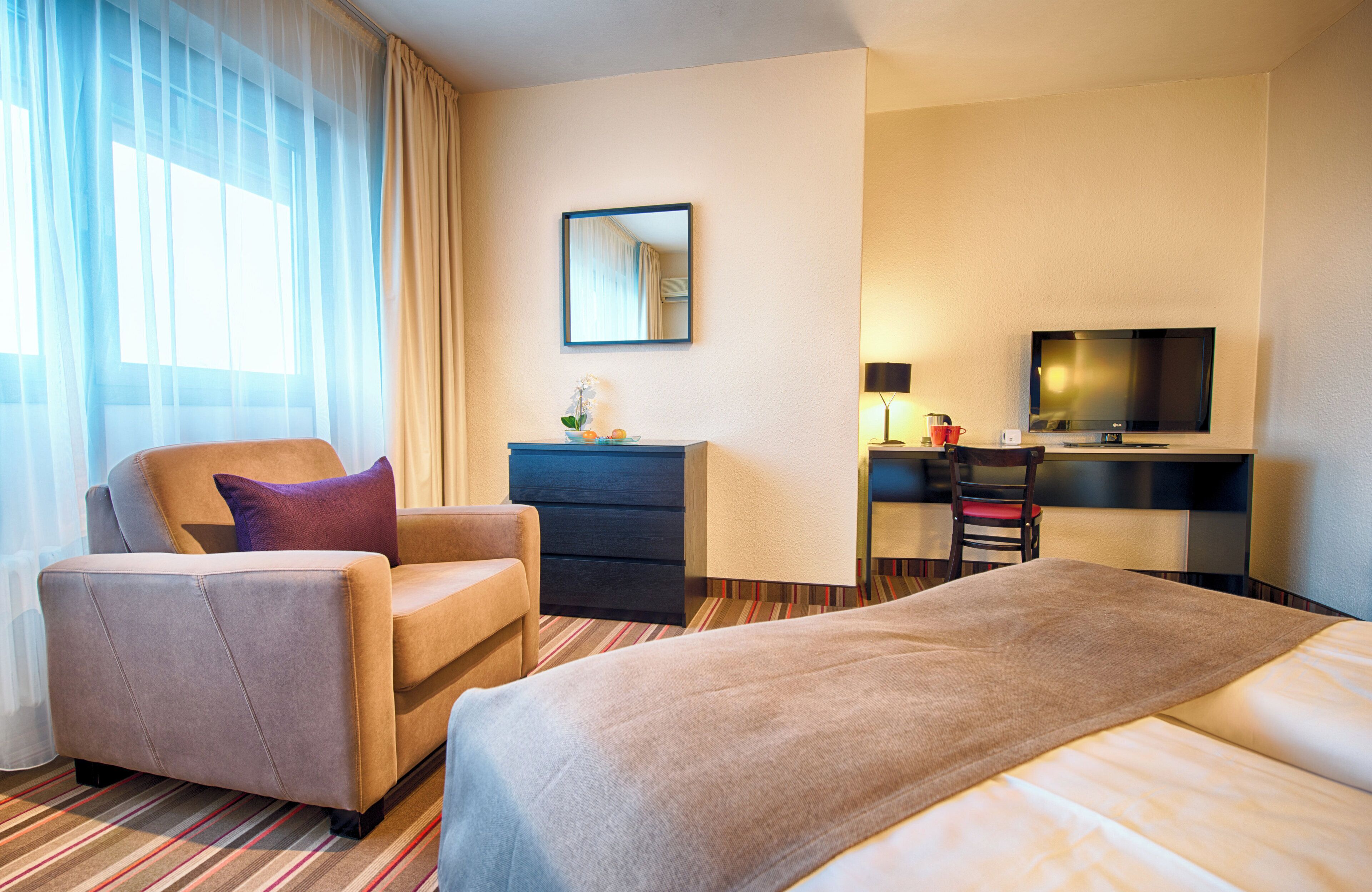In-room safe, desk, soundproofing, free cribs/infant beds