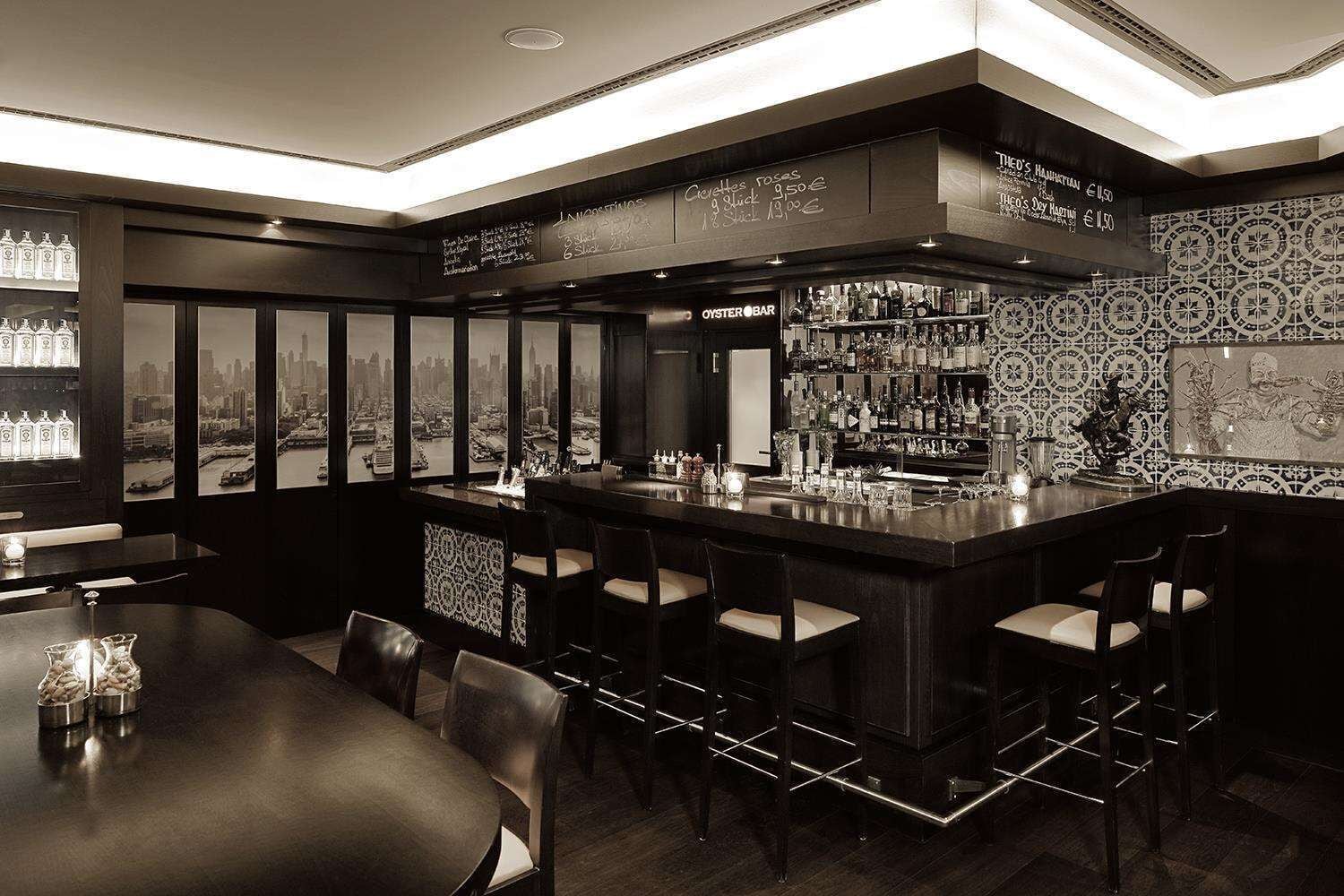 酒吧（店内）