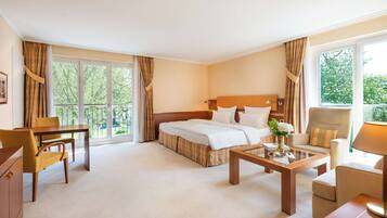 Literie de qualité supérieure, couette en duvet d'oie, minibar