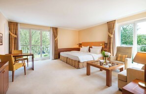 Phòng (Park South) | Bộ đồ giường cao cấp, chăn bông, minibar, két bảo mật tại phòng 