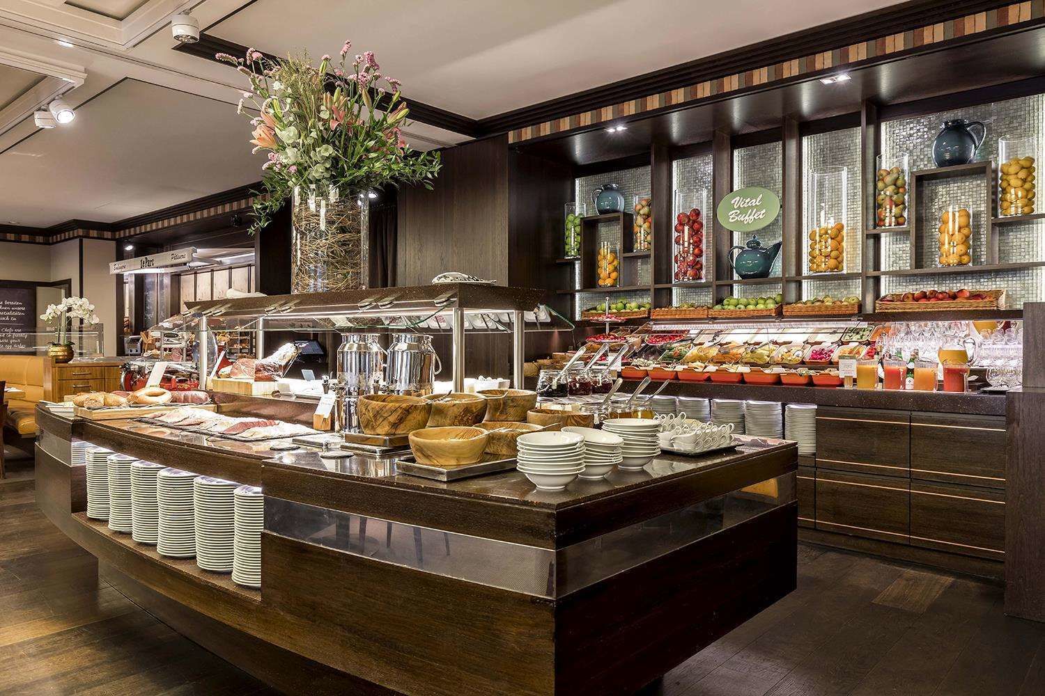 4 restaurants, breakfast, lunch, dinner served; mediterranean cuisine