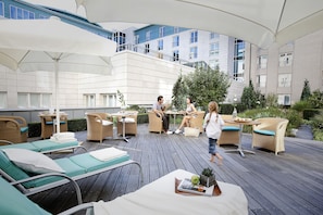 Terrasse au soleil