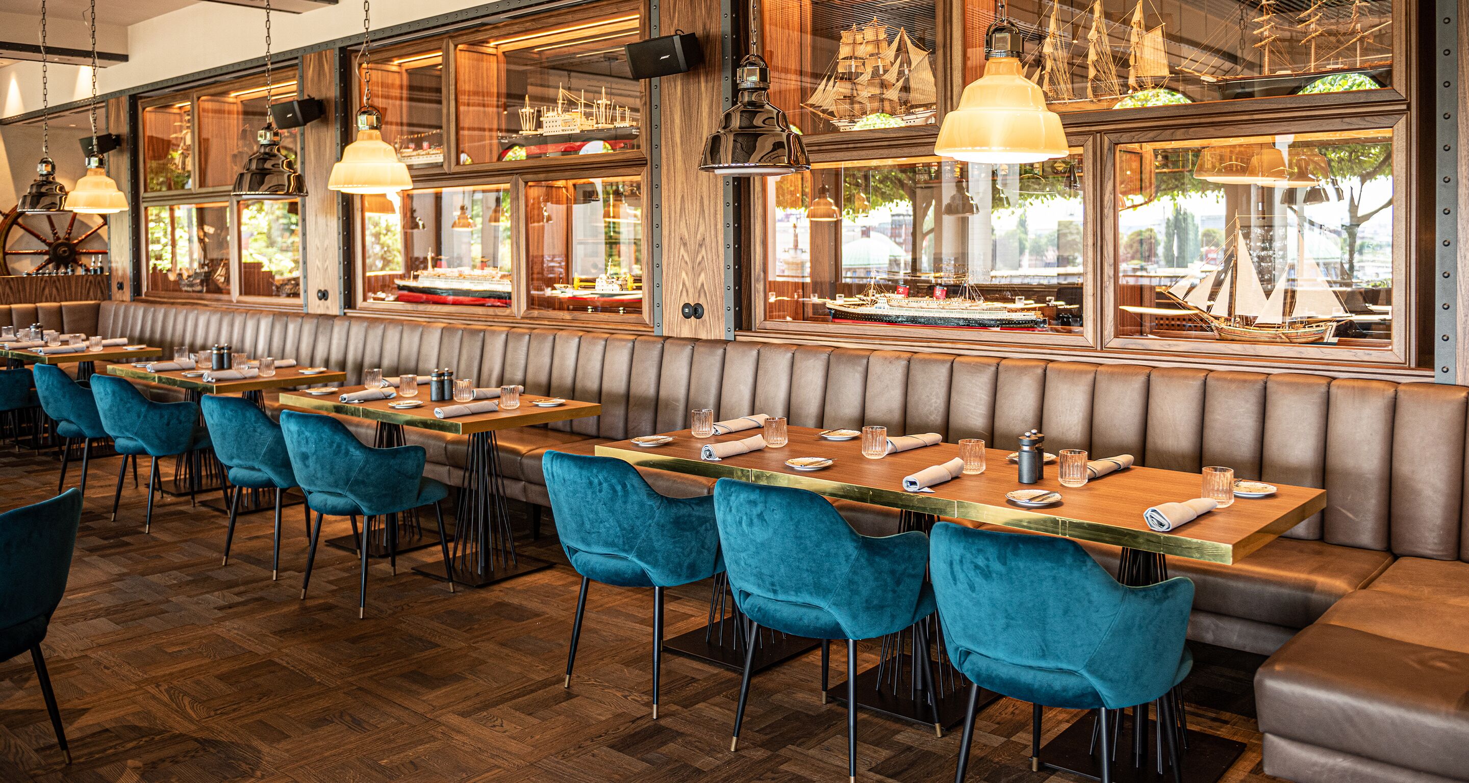 breakfast, lunch, dinner served; al fresco dining