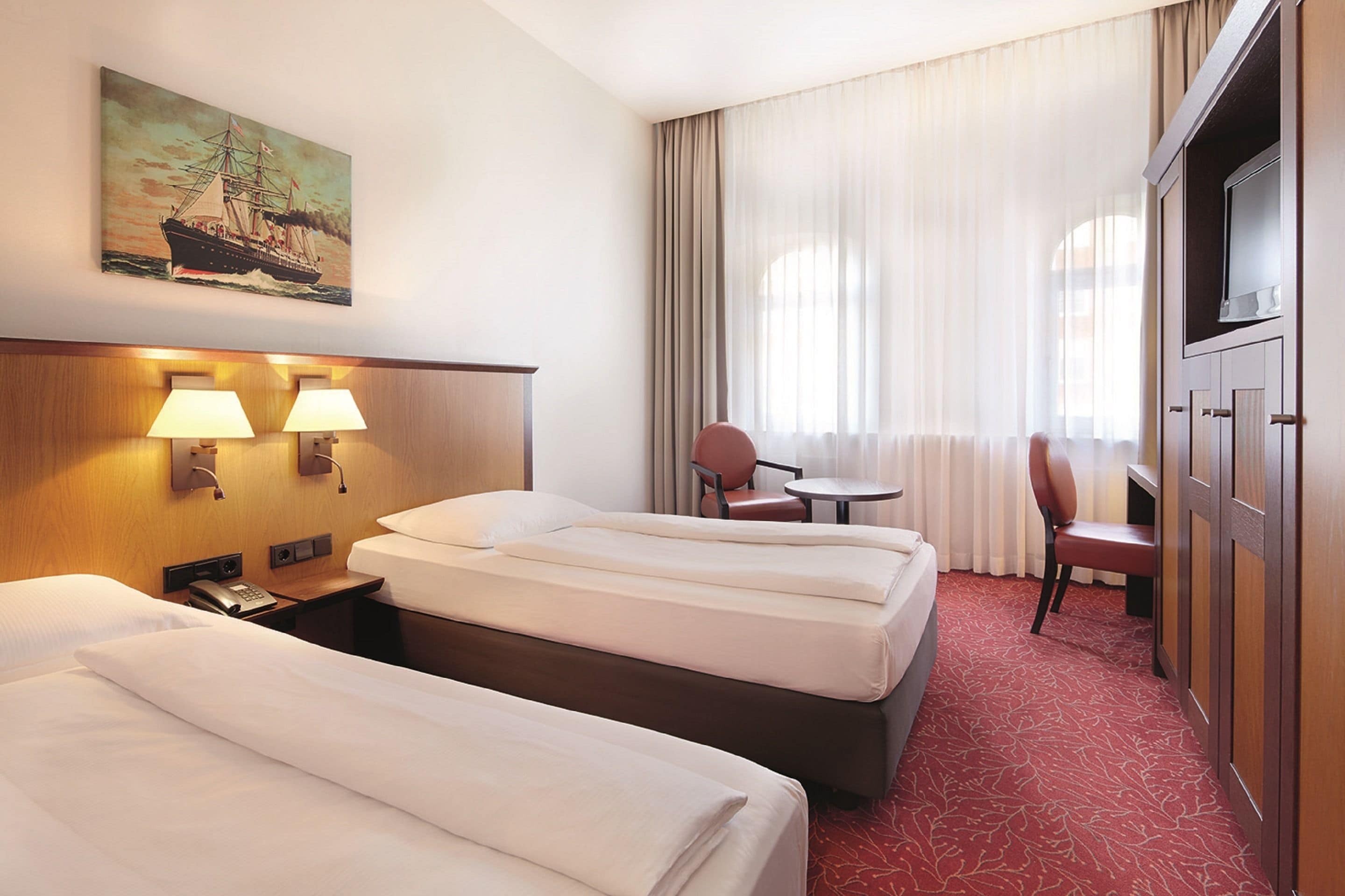 sailor`s class double room | 1 bedroom, hypo-allergenic bedding, minibar, in-room safe