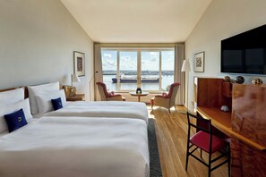 Deluxe Room, 1 Double Bed, River View | 1 bedroom, premium bedding, pillowtop beds, minibar