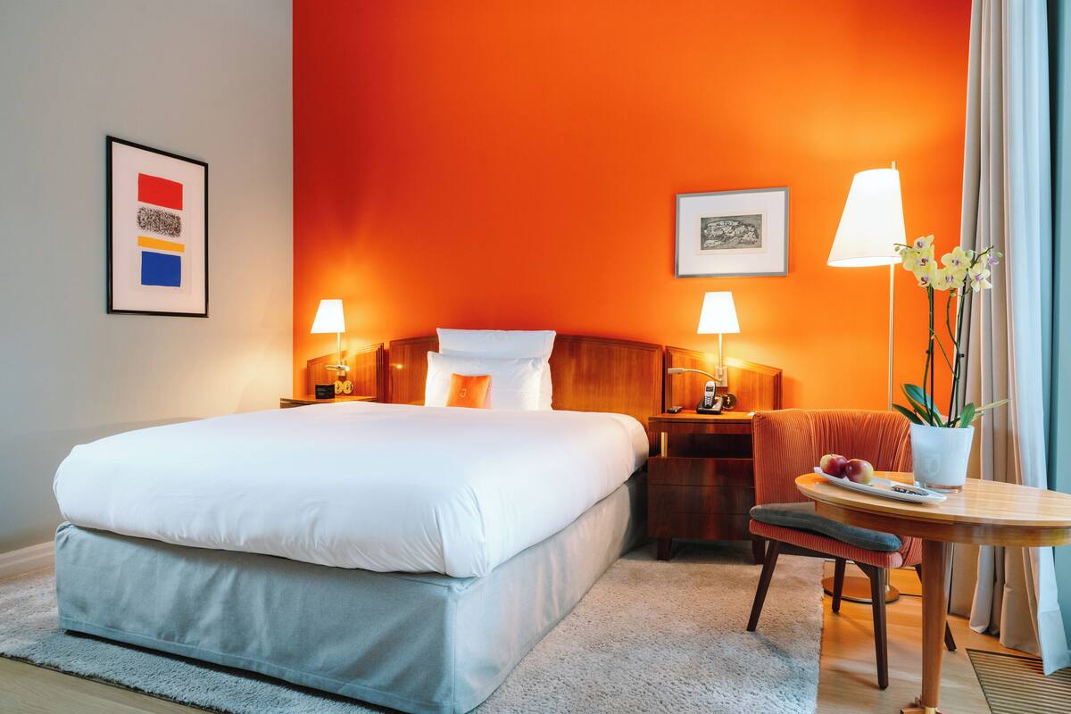 1 dormitorio y ropa de cama de alta calidad
