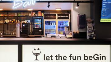 Bar (en el alojamiento)