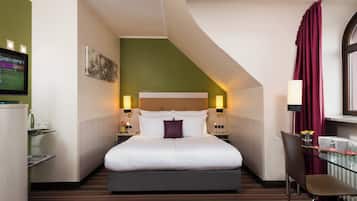 Familien-Vierbettzimmer | Zimmersafe, Schreibtisch, kostenloses WLAN, Bettwäsche