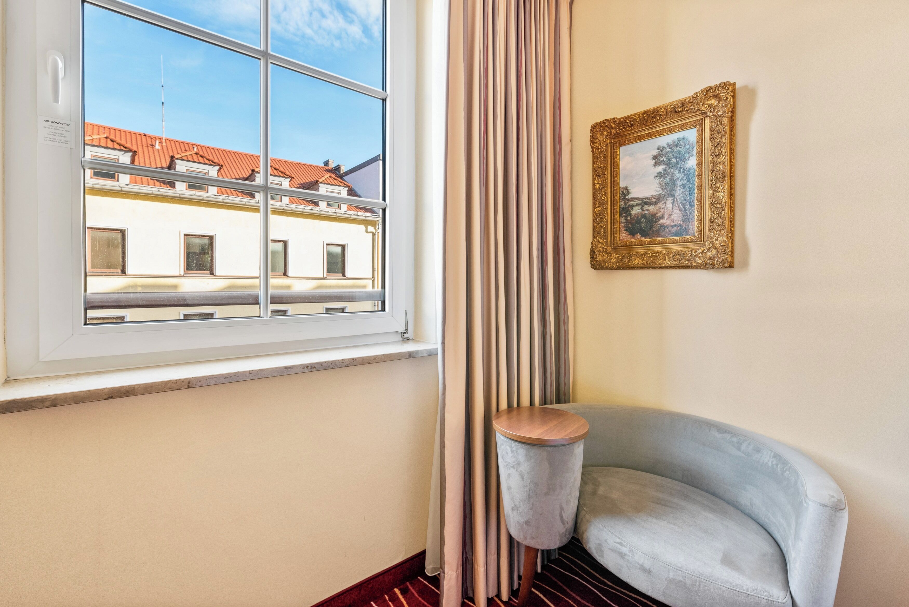 comfort single room | 1 bedroom, premium bedding, in-room safe, blackout curtains