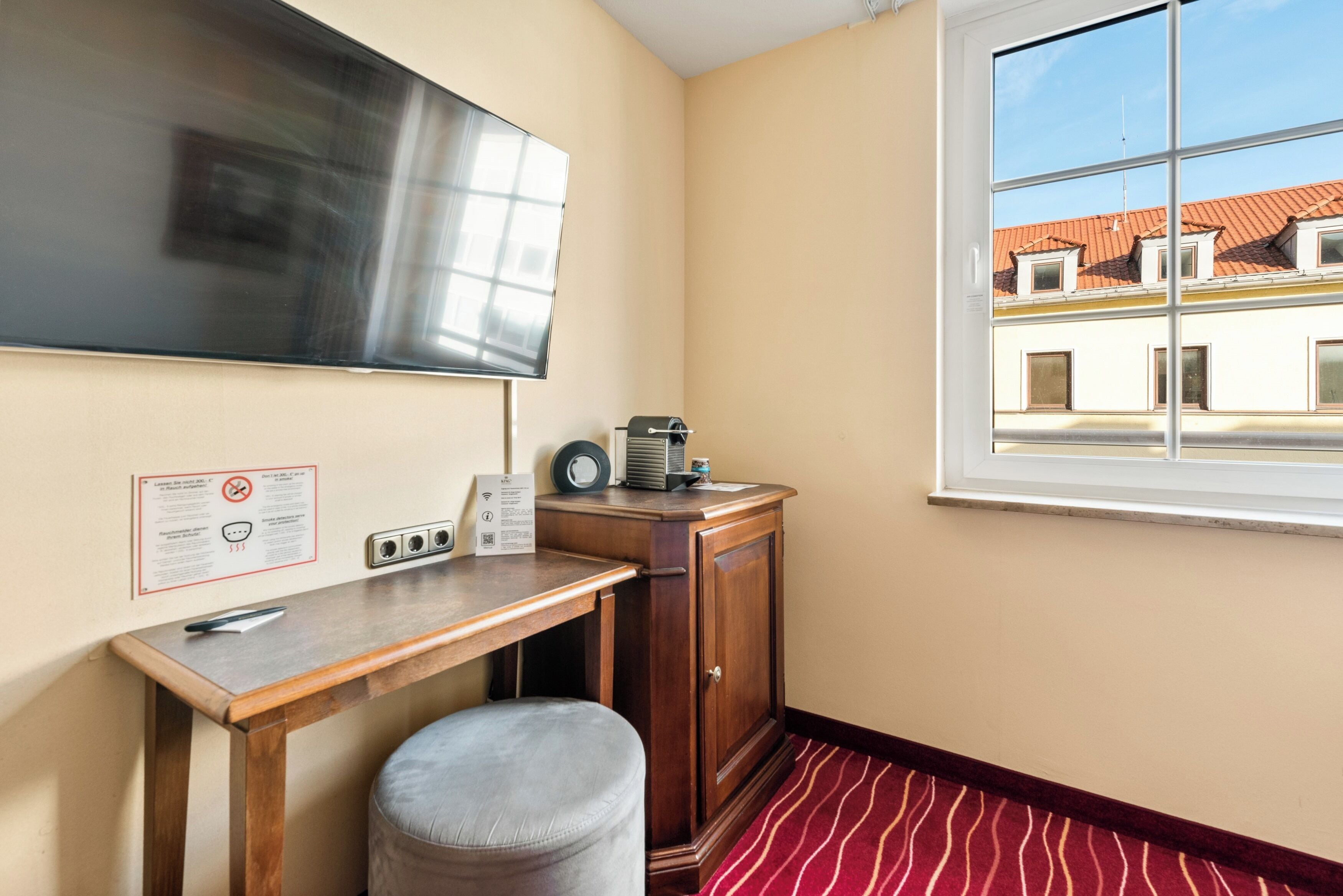 comfort single room | 1 bedroom, premium bedding, in-room safe, blackout curtains