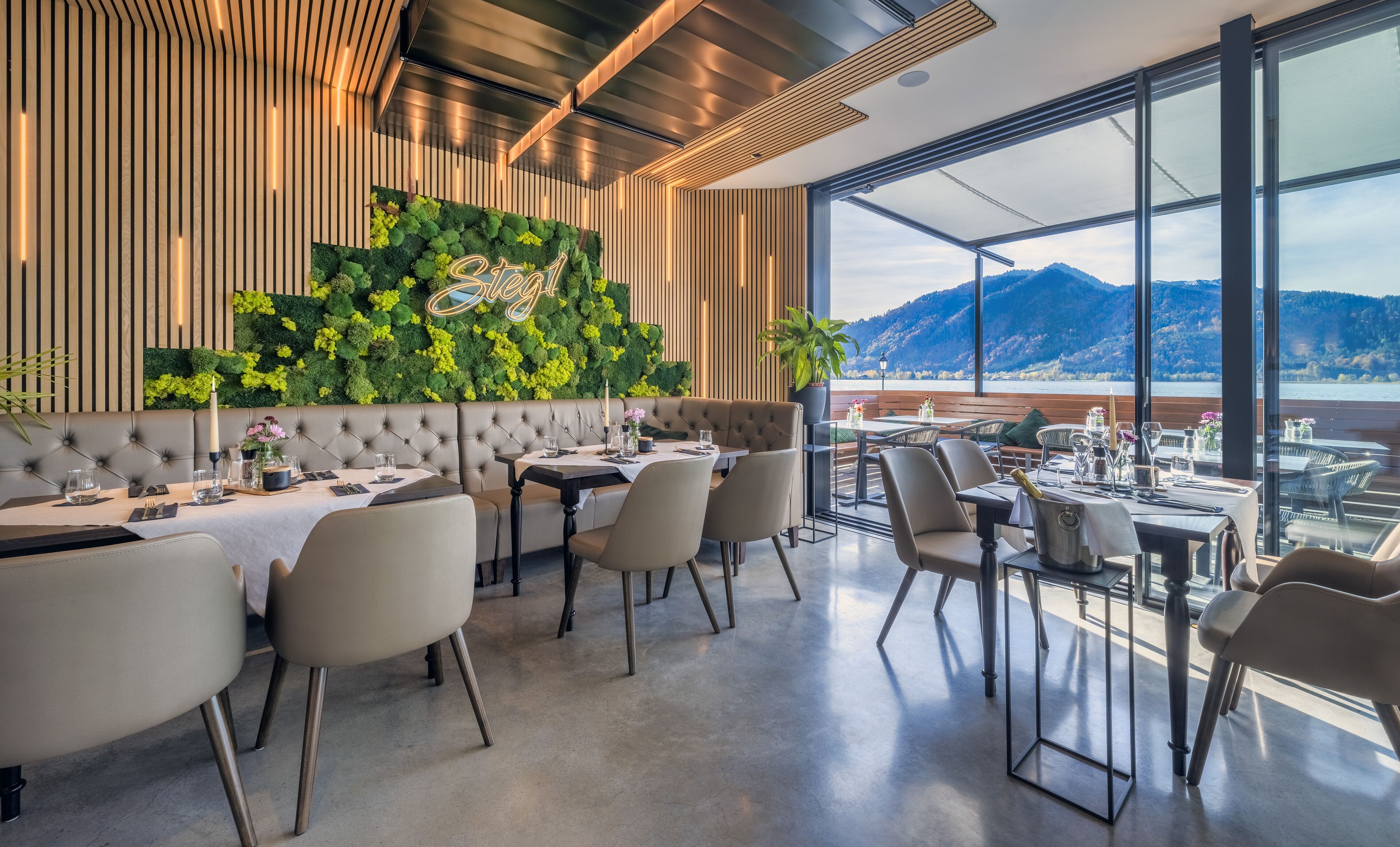 2 Restaurants, Frühstück, Mittagessen, Abendessen, regionale Küche