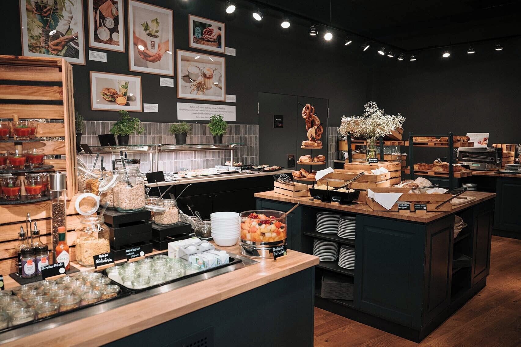 Tägliches Frühstücksbuffet gegen Gebühr