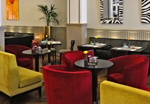 Bar (in der Unterkunft)