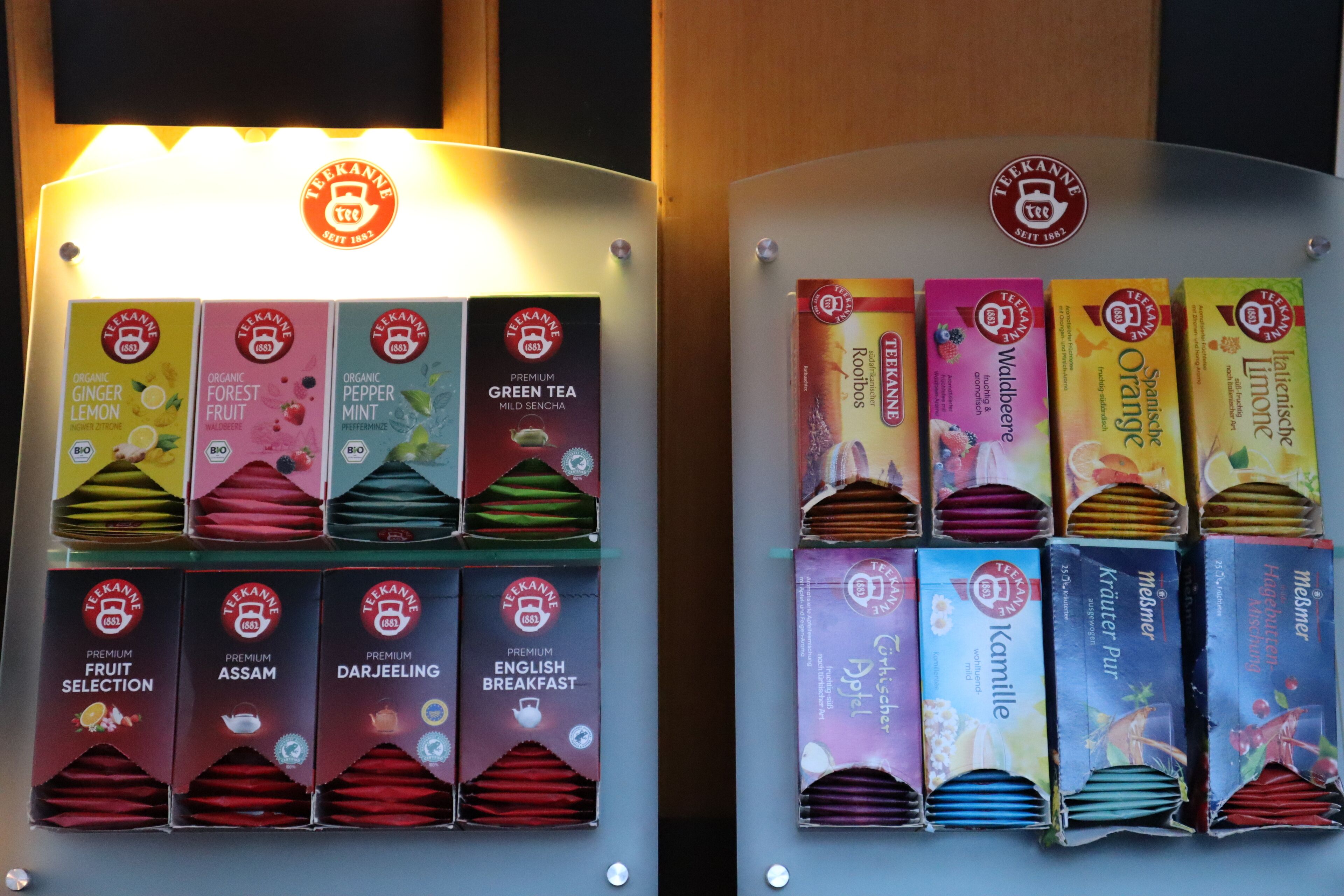 daily buffet breakfast (eur 10 per person)