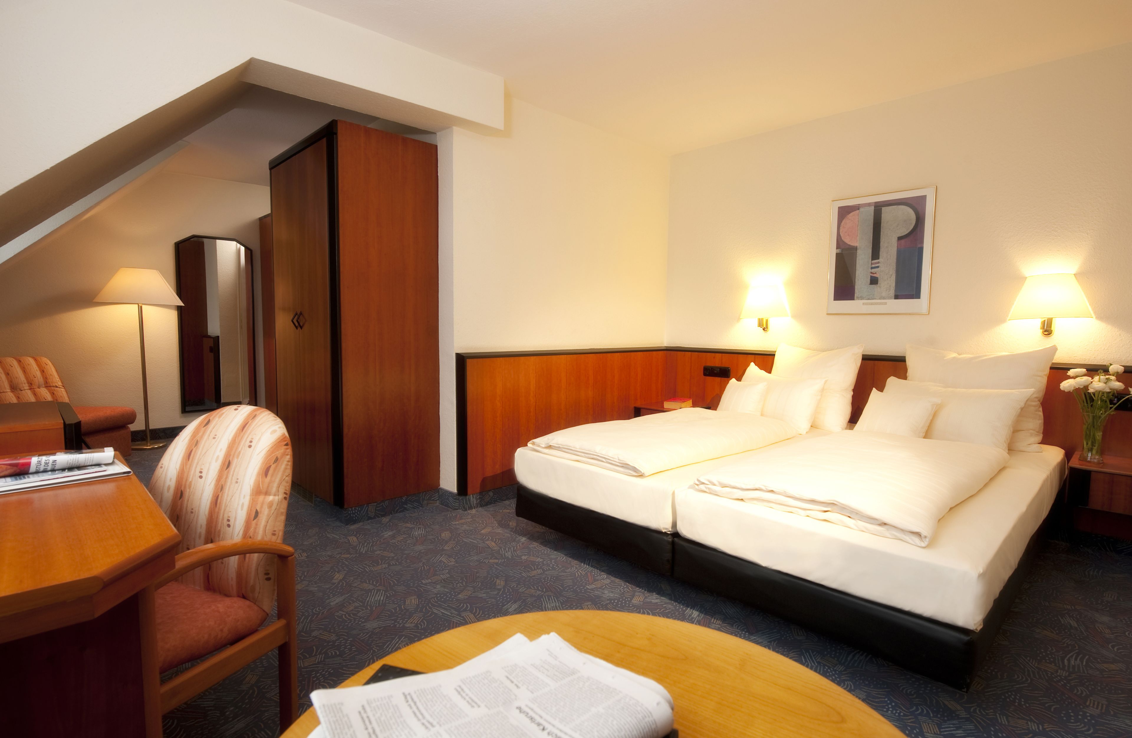 double room, 1 bedroom | 1 bedroom, hypo-allergenic bedding, minibar, in-room safe