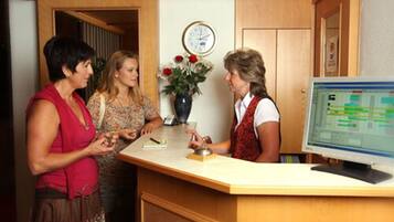 Lunch and dinner served, Regional cuisine