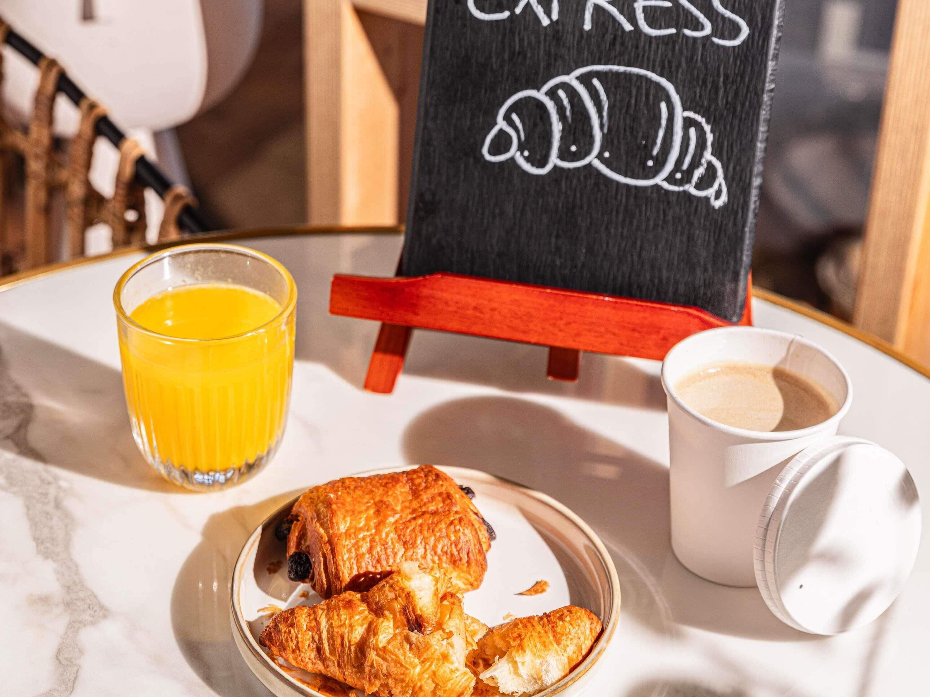 daily buffet breakfast (eur 18 per person)