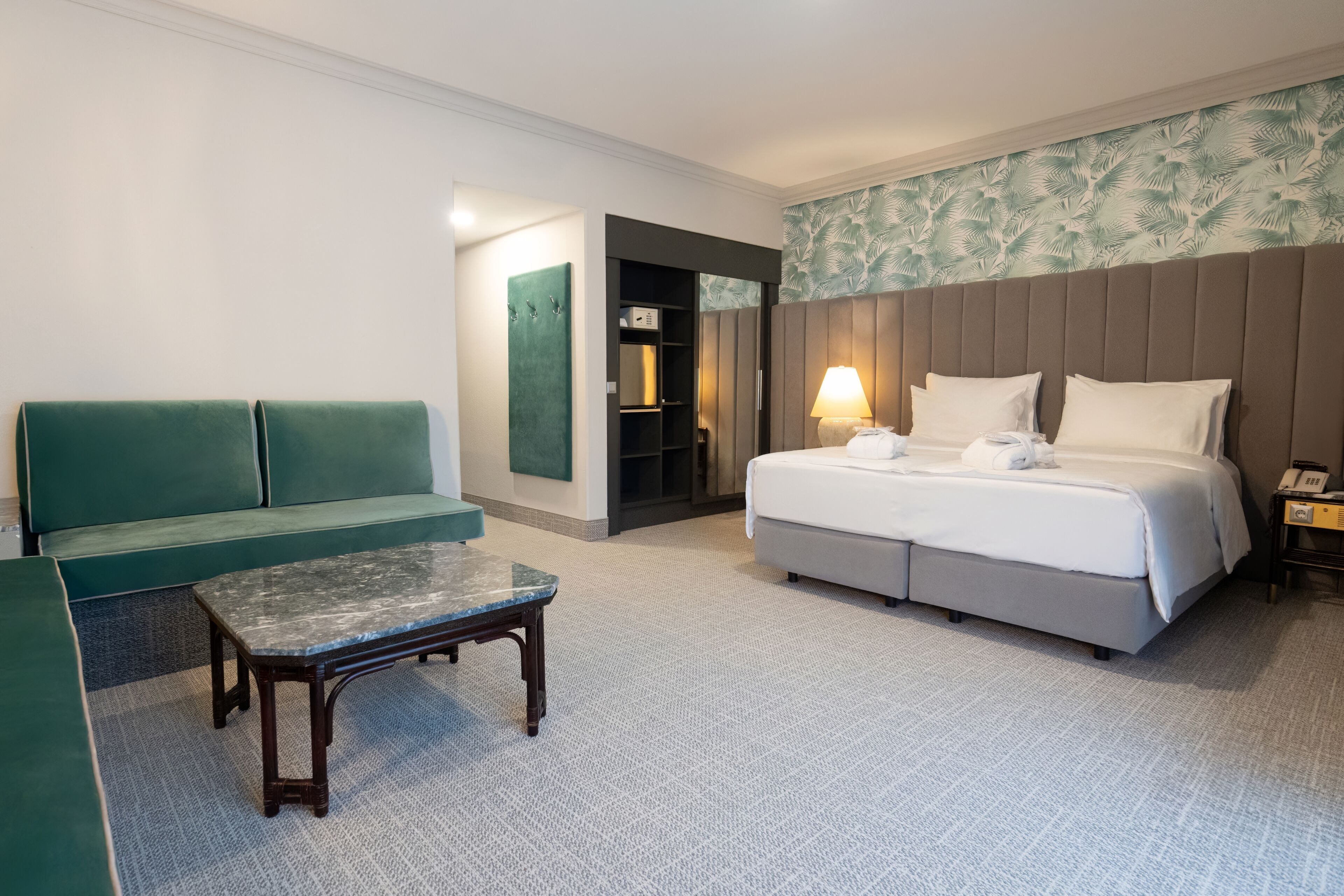 In-room safe, desk, iron/ironing board, free WiFi