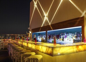 3 bars/lounges - Regency Palace Amman (Amman)