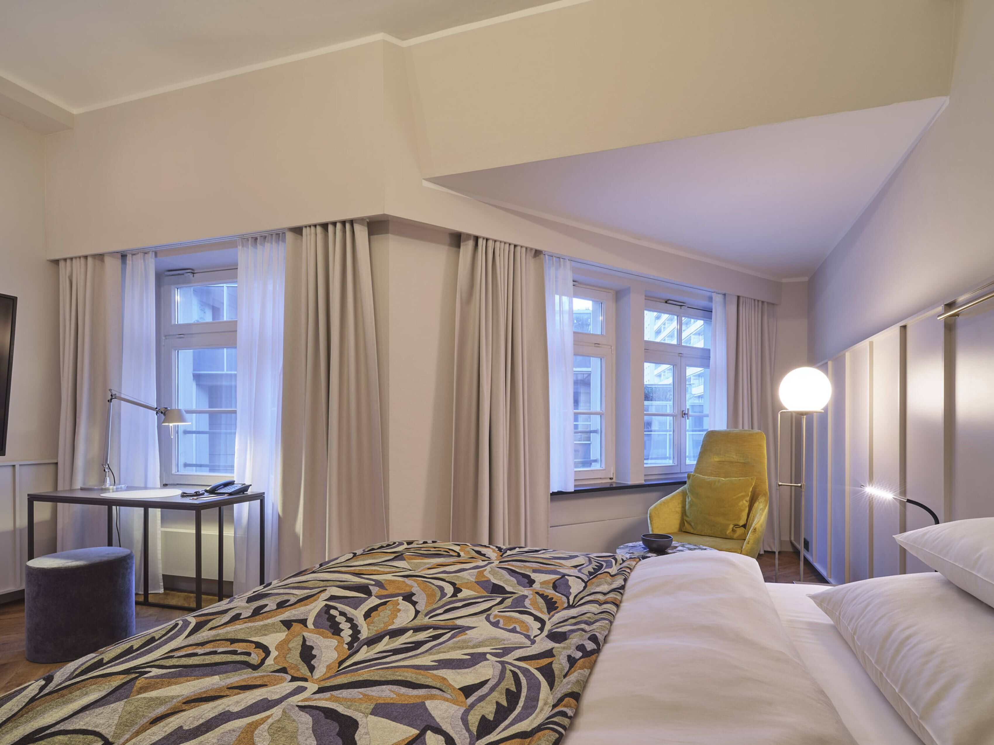 premium room | hypo-allergenic bedding, minibar, in-room safe, blackout curtains