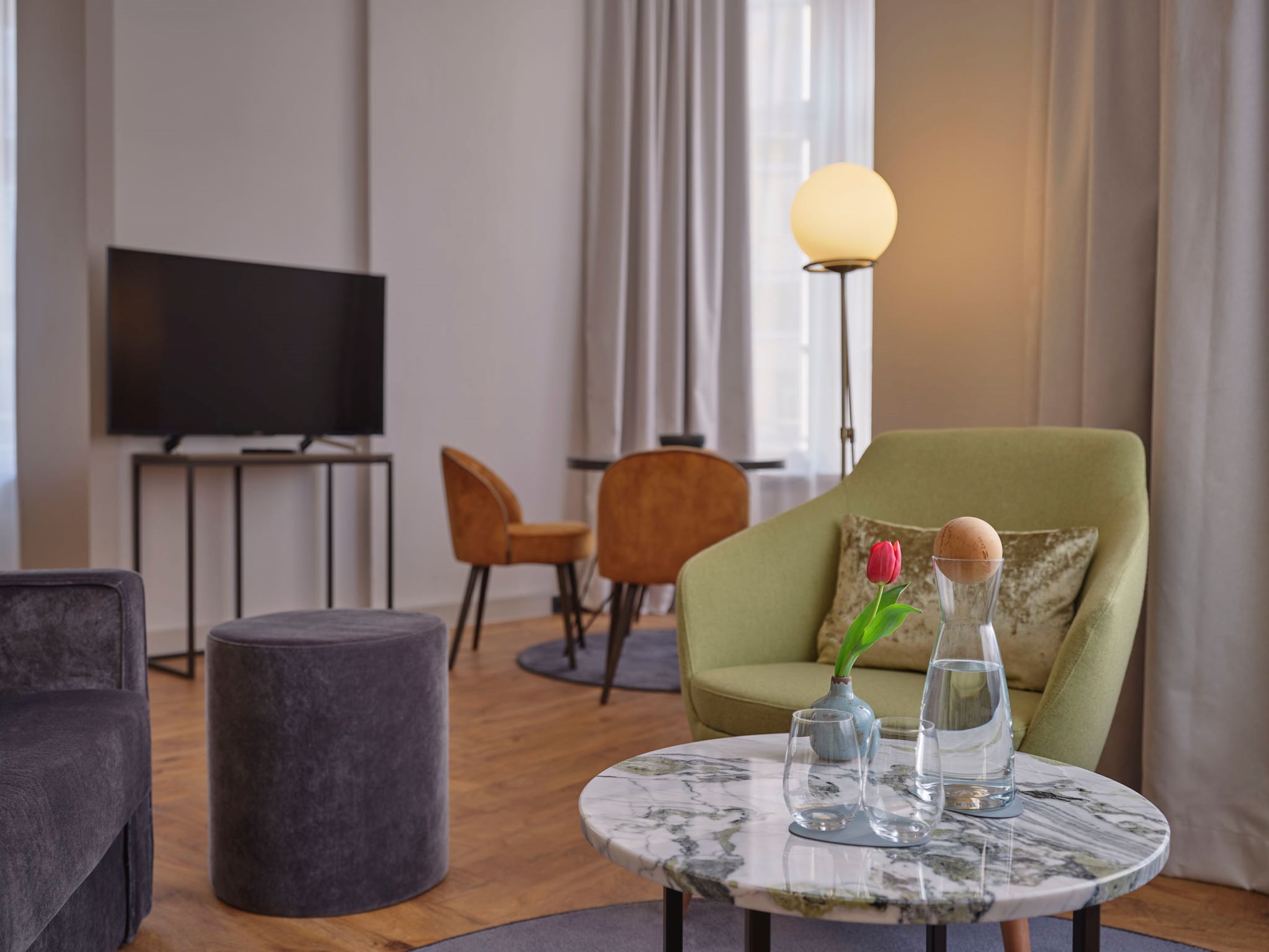 suite | living area | 55-inch smart tv with cable channels, netflix, streaming services