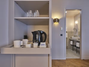 Premium Room | Coffee and/or coffee maker