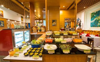 Daily buffet breakfast (INR 750 per person)