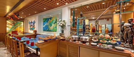 Daily buffet breakfast (INR 750 per person)