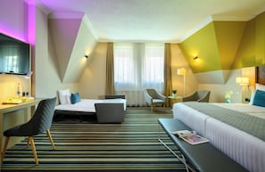Superior Triple Room | In-room safe, desk, laptop workspace, iron/ironing board