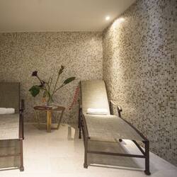 Couples treatment room(s), sauna, hot tub, body treatments, aromatherapy