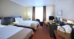 1 bedroom, hypo-allergenic bedding, pillow-top beds, minibar