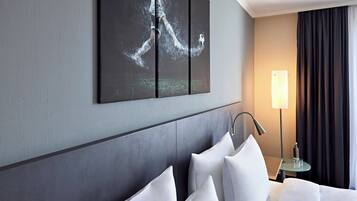 Deluxe-Zimmer, 1 Doppelbett | 1 Schlafzimmer, Allergikerbettwaren, Pillowtop-Betten, Minibar