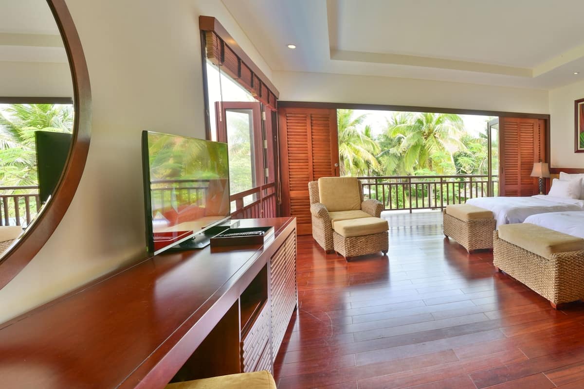 Vila, 2 quartos, piscina particular | 1 quarto, roupas de cama premium, frigobar, cofres nos quartos