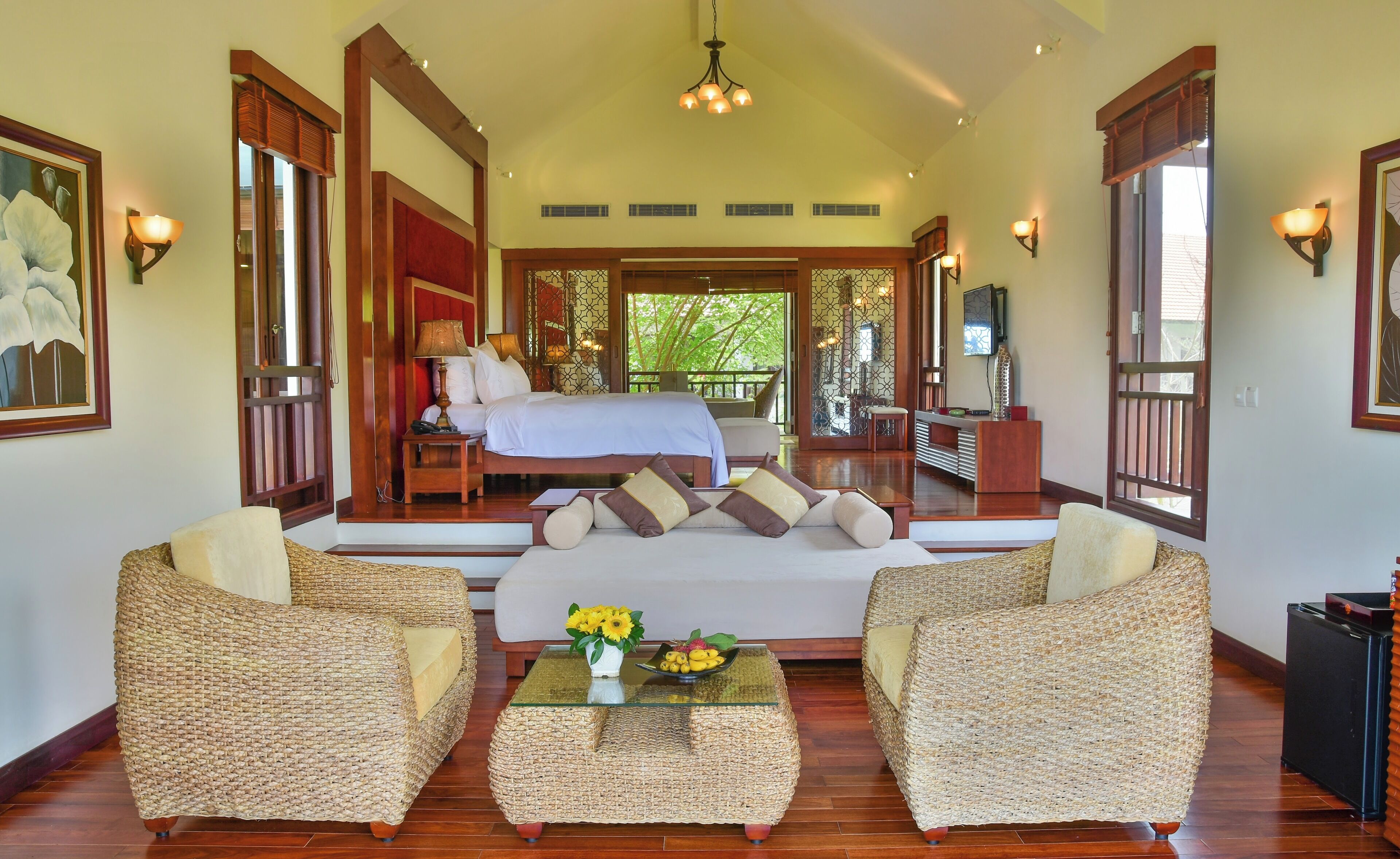 Villa, 4 Bedrooms, Ocean View | Premium bedding, minibar, in-room safe, desk