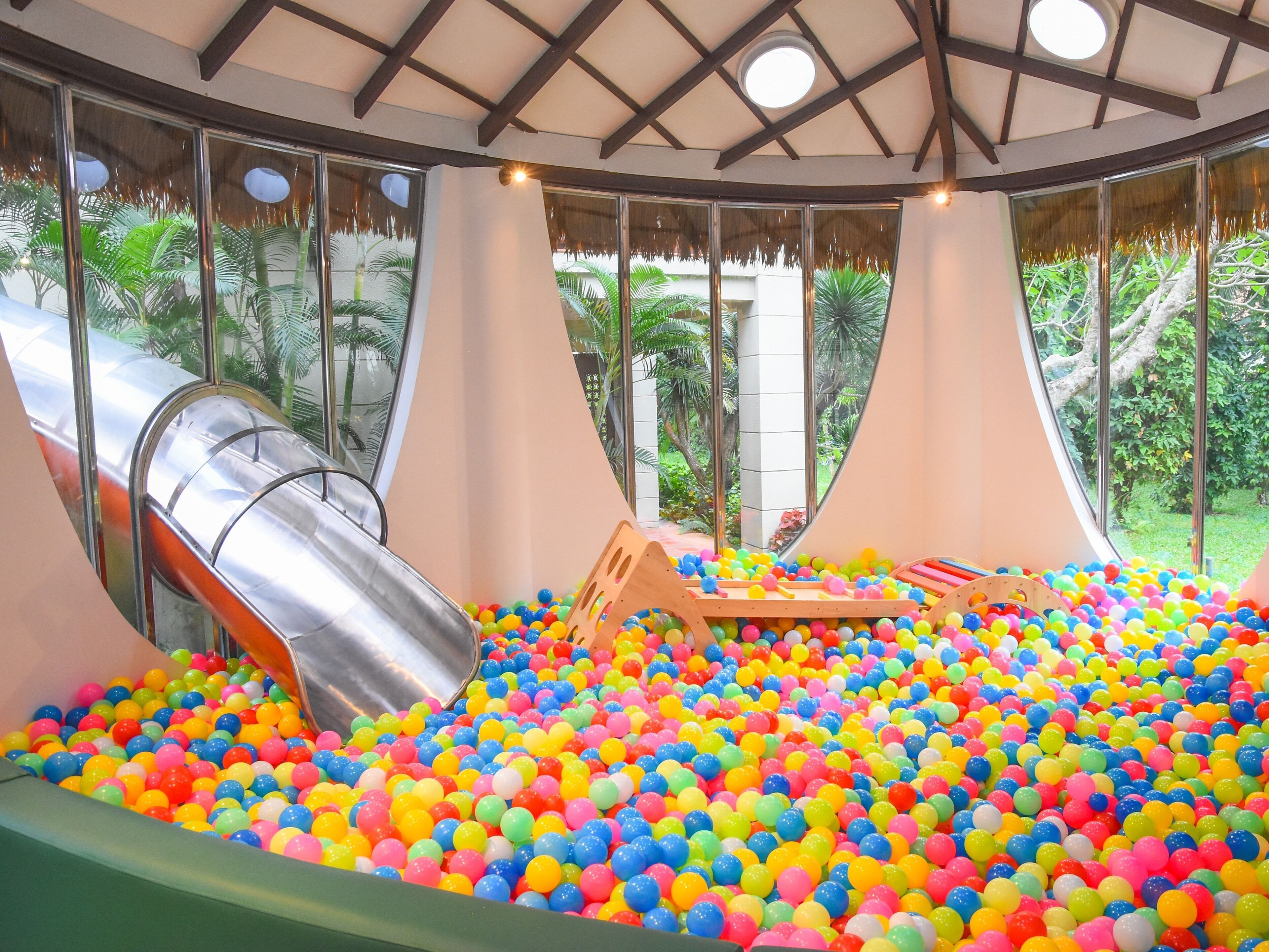 Children’s play area – indoor