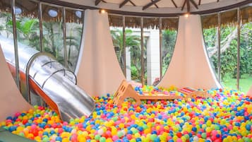 Children’s play area – indoor