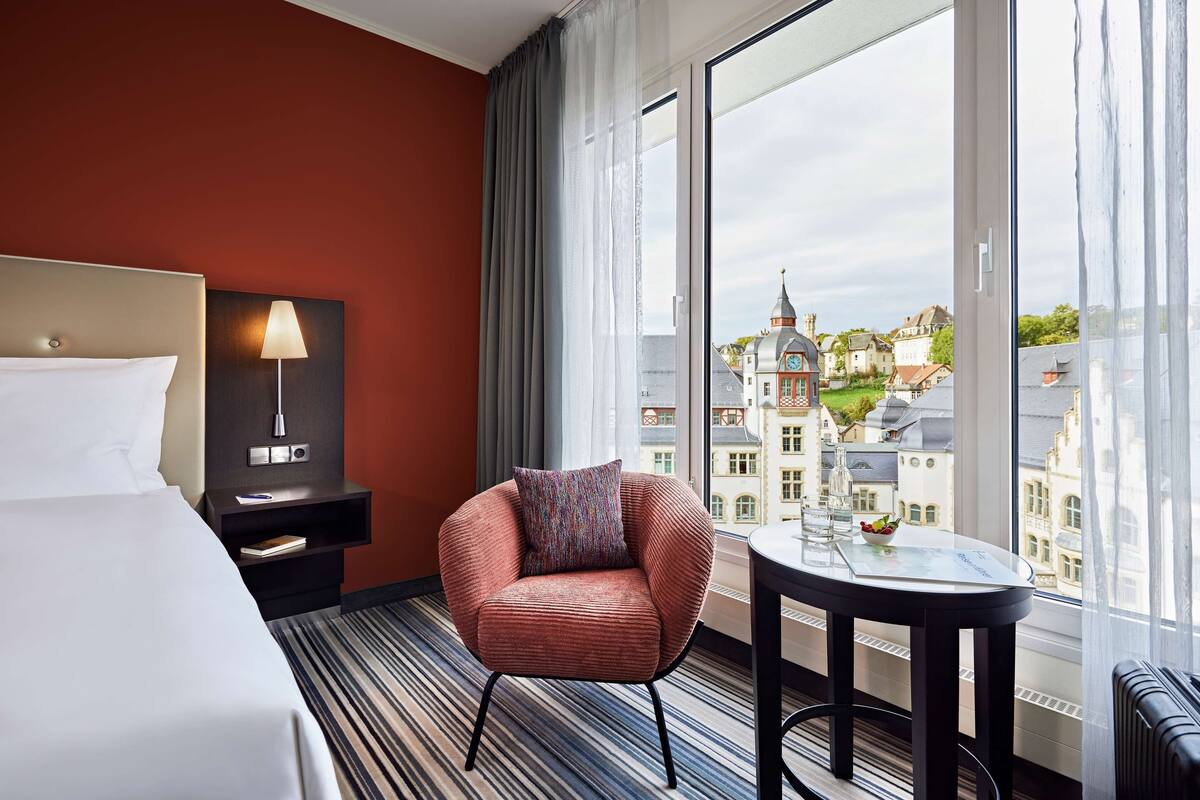 standard single room, 1 single bed | 1 bedroom, hypo-allergenic bedding, minibar, in-room safe