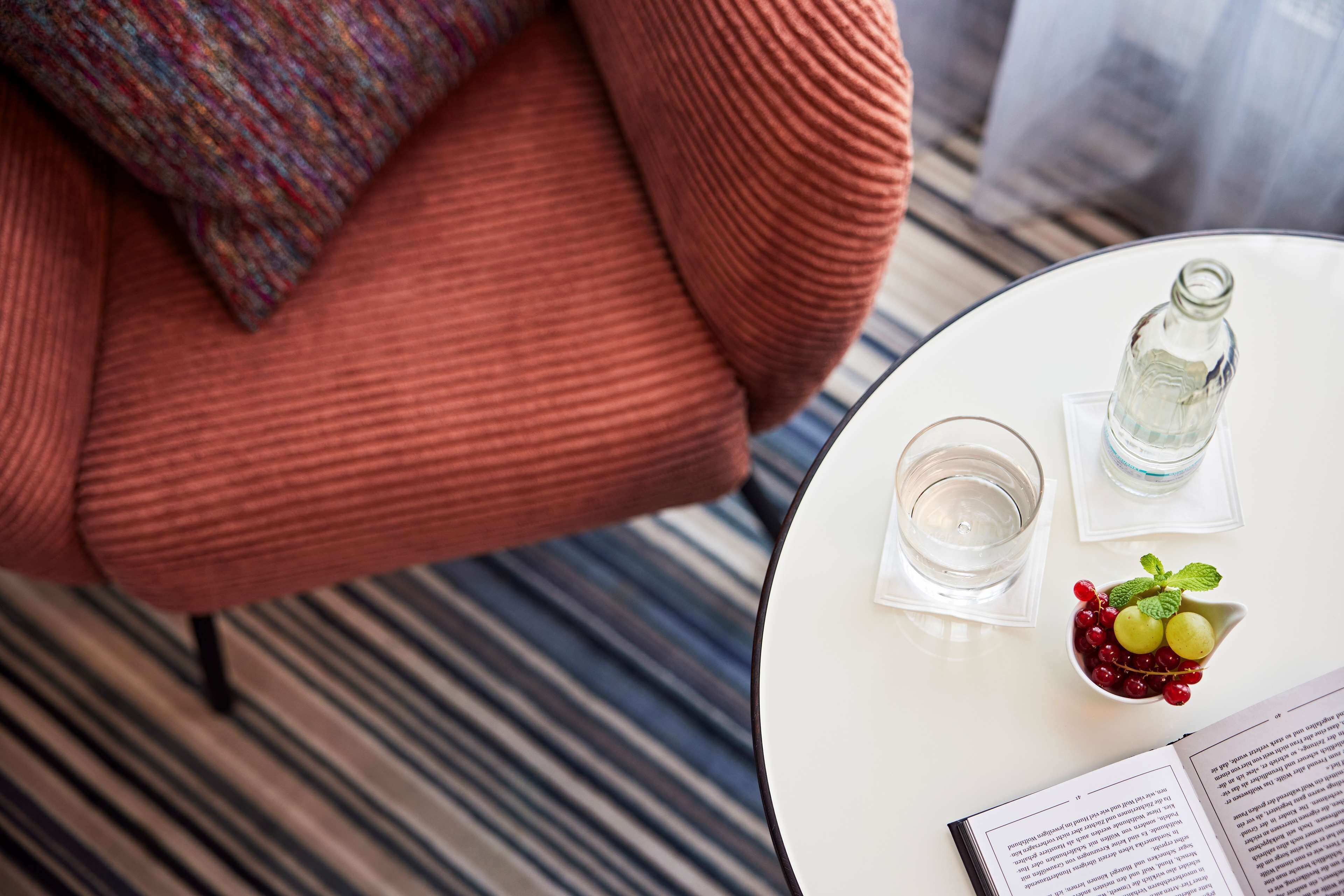 1 bedroom, hypo-allergenic bedding, minibar, in-room safe