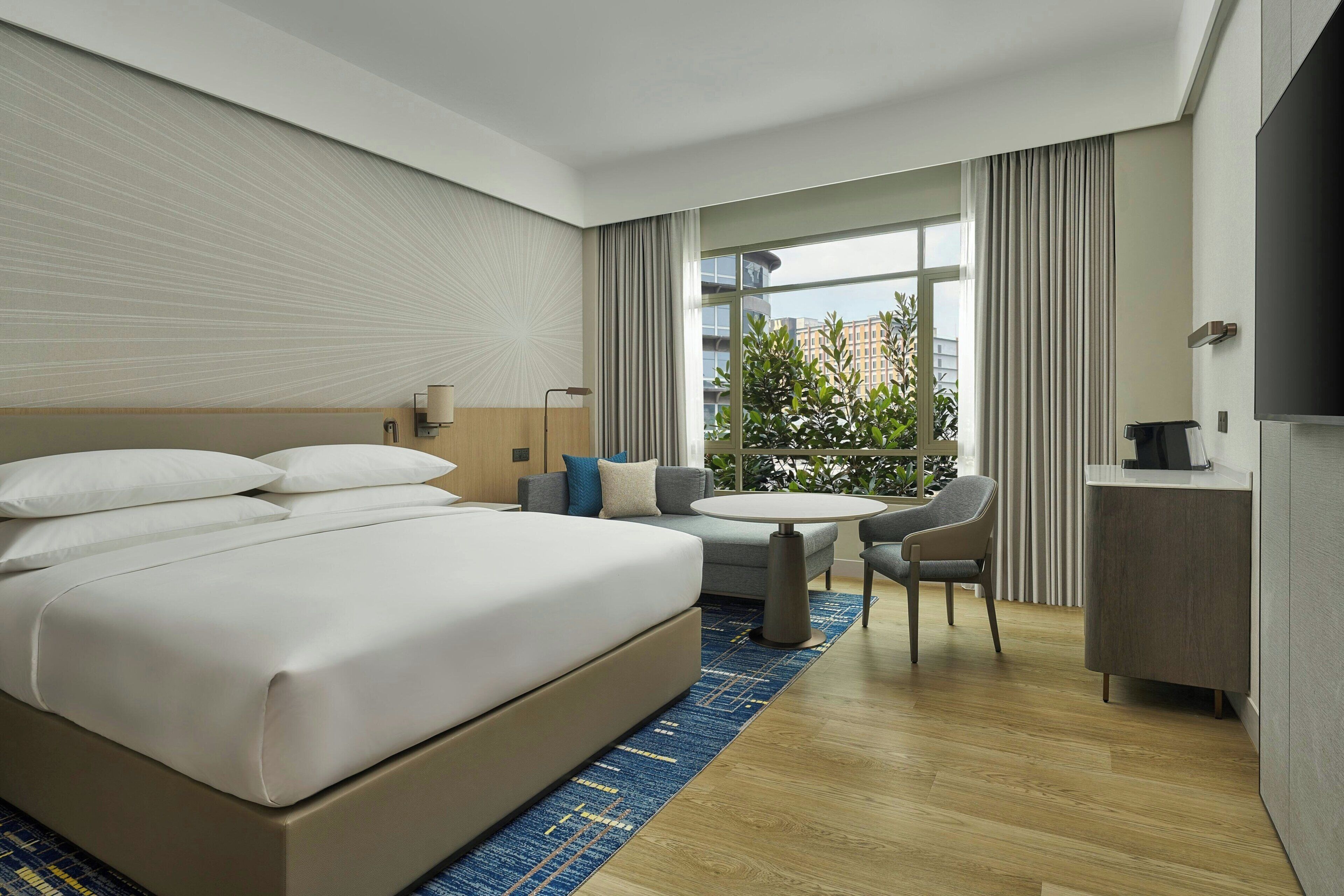 Family Room, 1 Katil Raja (King), City View | Peti besi dalam bilik, meja, seterika/papan seterika, Wi-fi percuma 